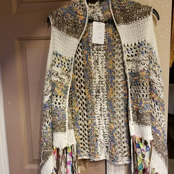 Vest - Picture 4 of 4